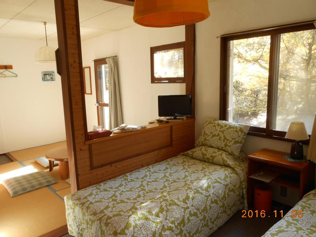 Pension Nugget Inn Хакуба Екстер'єр фото